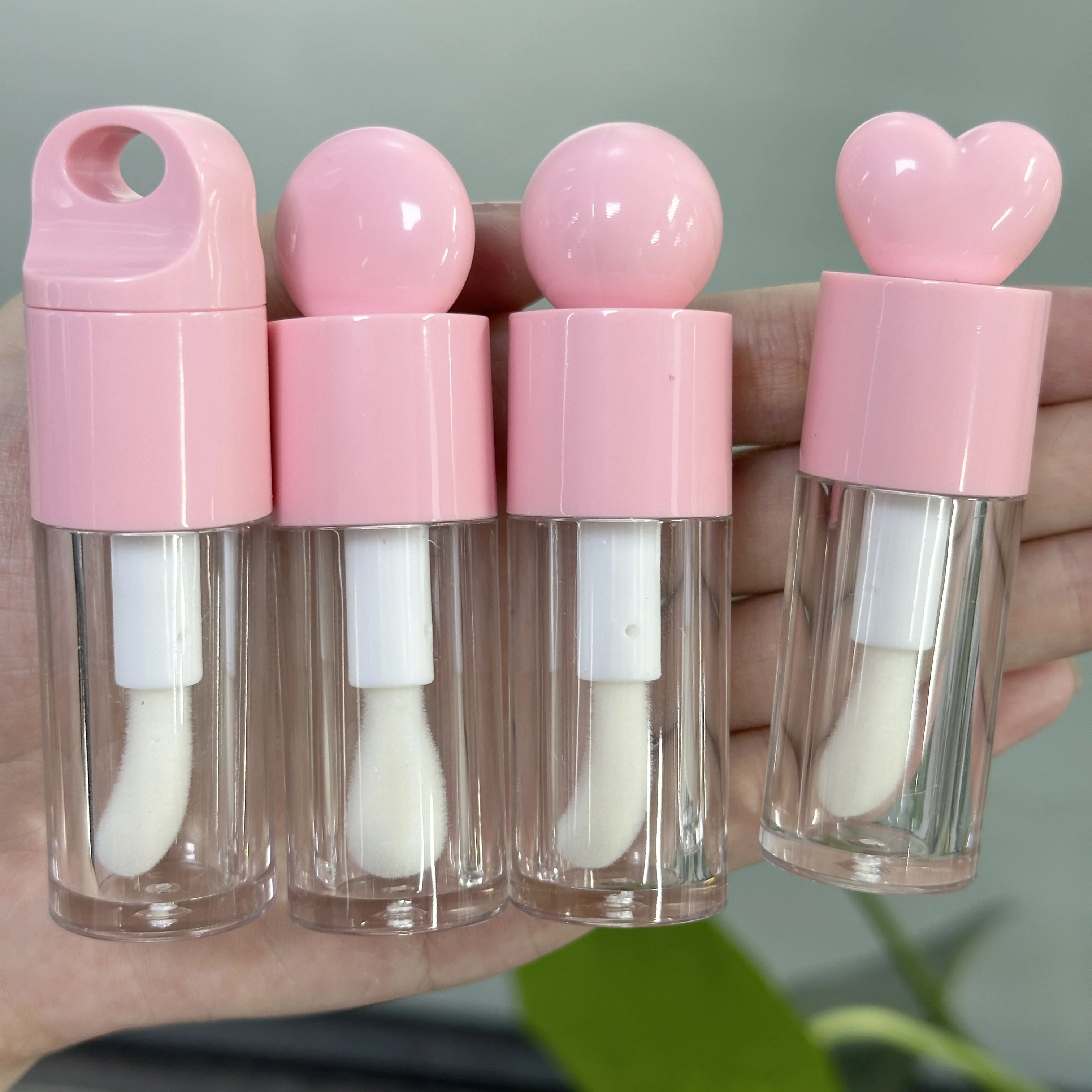 Customization Unique circular hollow crown plastic oil tube cosmetic packaging lip gloss container big stick
