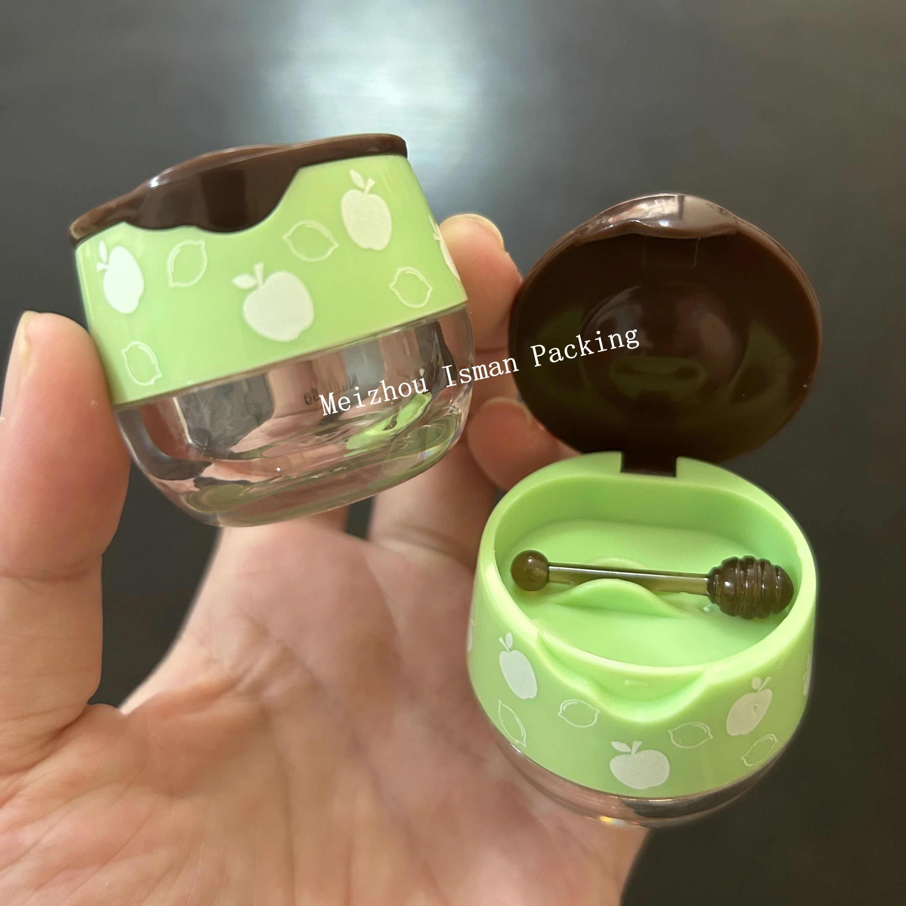 Cute green apple design honey lip balm container cream jar cosmetic sample lip gloss packaging lip scrub jars with spoon 6g