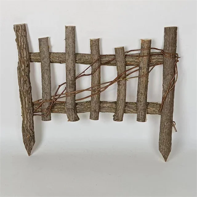 GY BSCI Natural Wood And Rattan Crafts Animal Barrier Home Yard Use Decorative Garden Fence