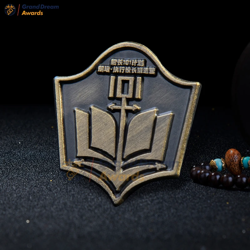 High Quality Harry Enamel Pin Factory Wholesale Cartoon Hogwarts Metal Badge Customize Lapel Brooch Pins For Jackets Clothes Bag