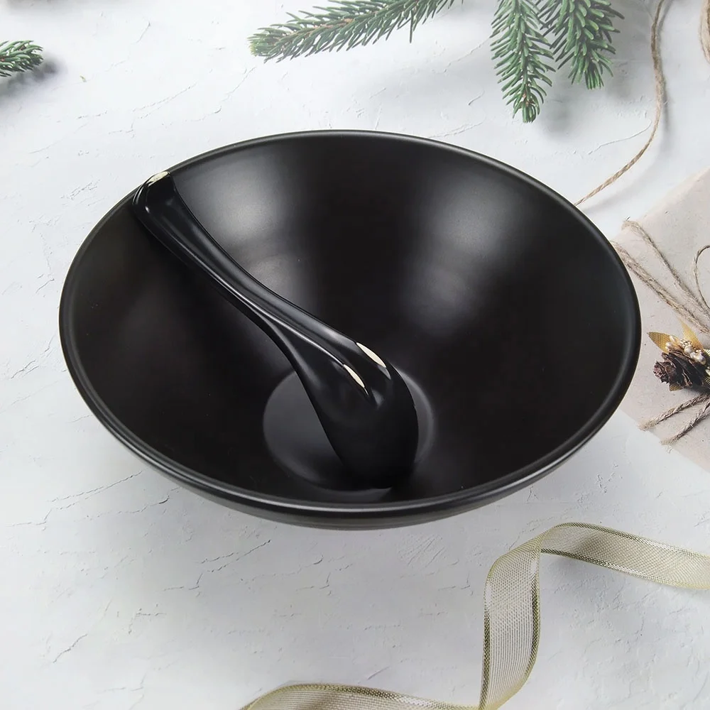 Udon Black Japanese 8 Inch Soup Bowl Ceramic Ramen Bowl Set With Spoon