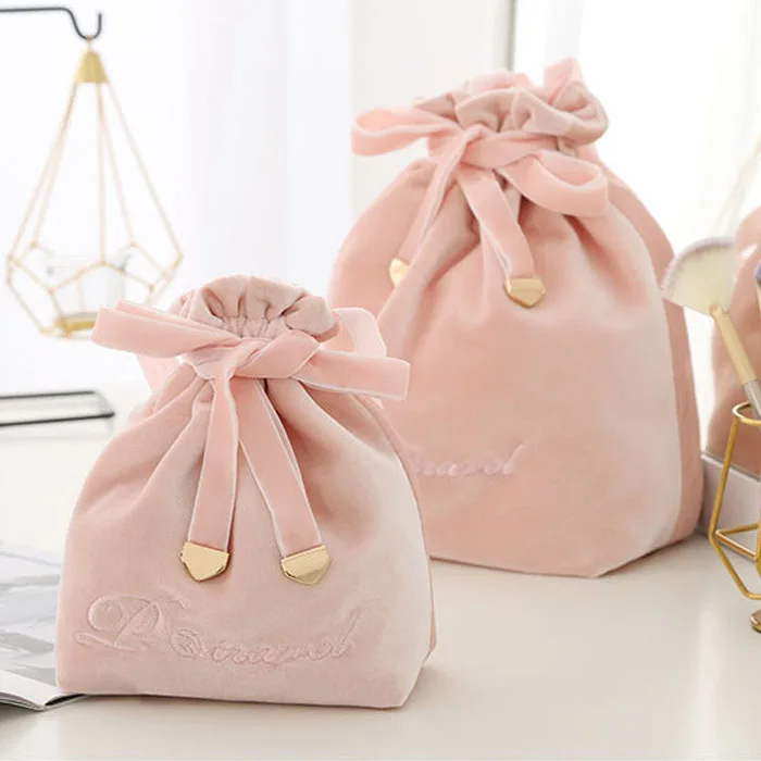 2021 Fashion Hot Selling Custom Logo Large Capacity Pull Rope Velvet Gift Bag