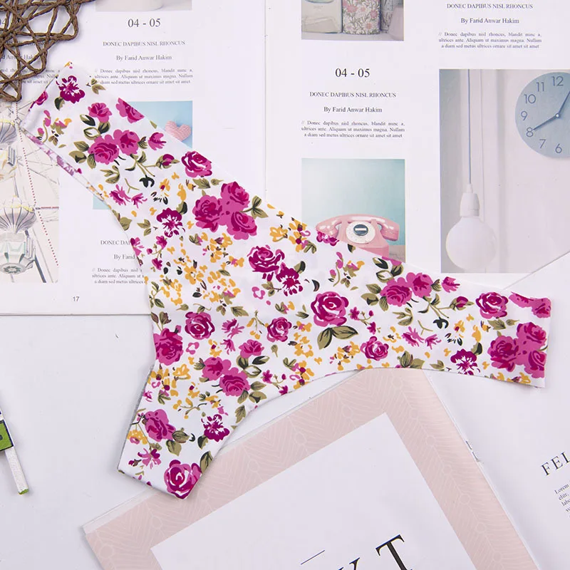 Comfortable women mature underwear brief breathable Mid Rise nice looking women seamless panties photos