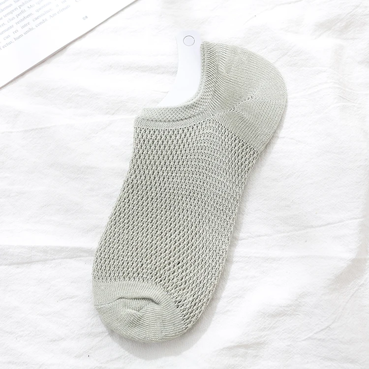 Custom design thin deodorant solid color silicone antiskid ship bamboo fiber mesh shallow mouth invisible socks for woman
