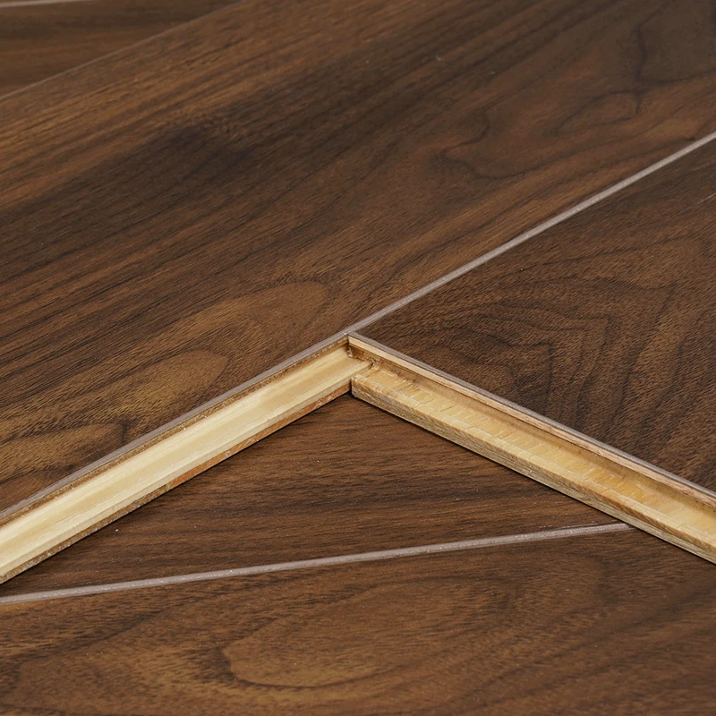 Competitive Price Engineering Three-layers Solid Wood Flooring