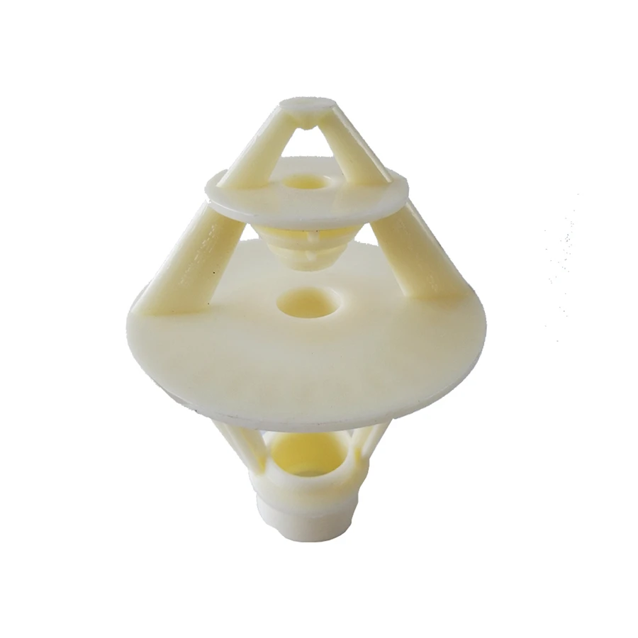 Распылительная Форсунка с тремя разбрызгивателями, используемая в квадратной башне