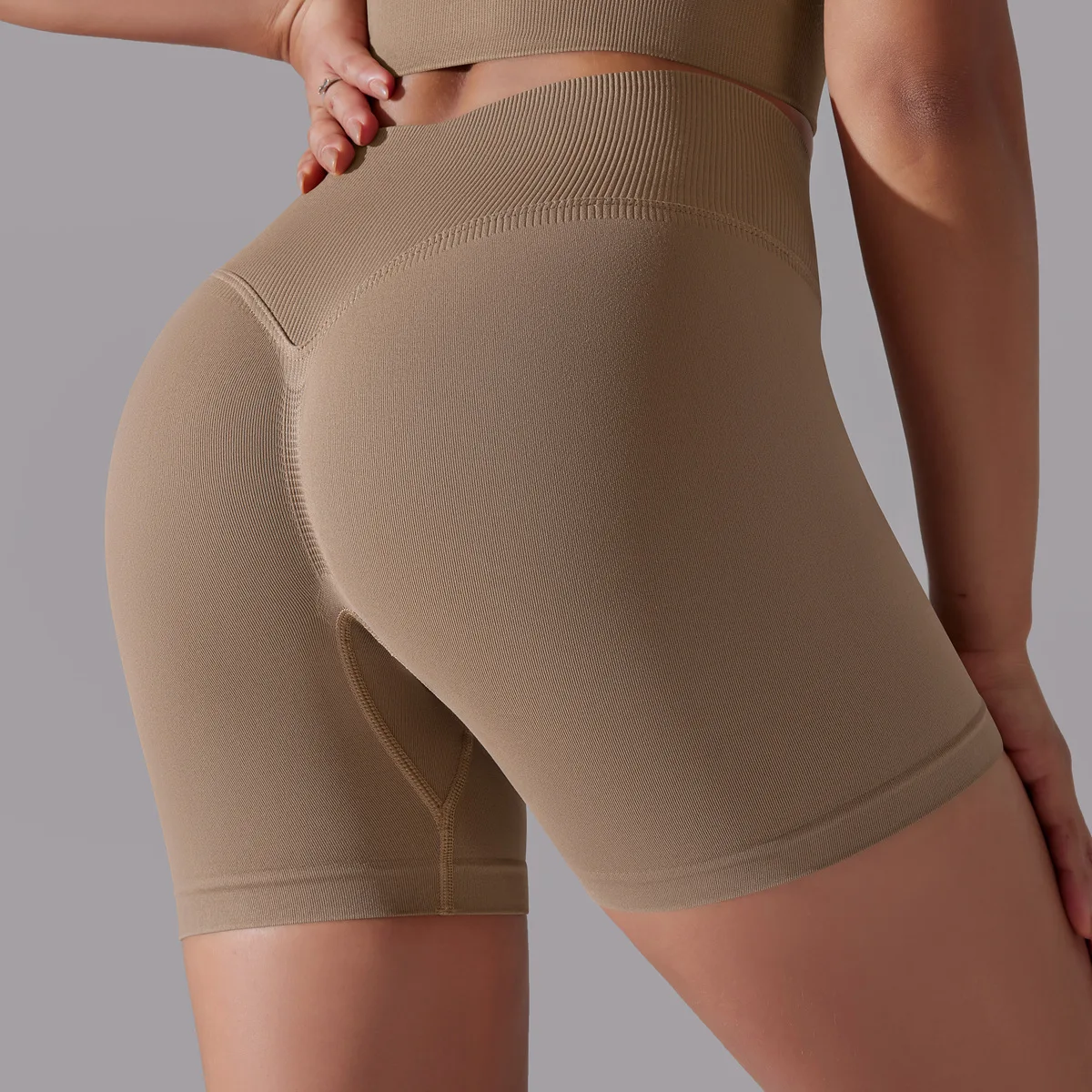 2024 New Wholesale Seamless High Waist Tight Butt Lift Breathable Athletic Workout Women Sportswear Gym Training Yoga Shorts