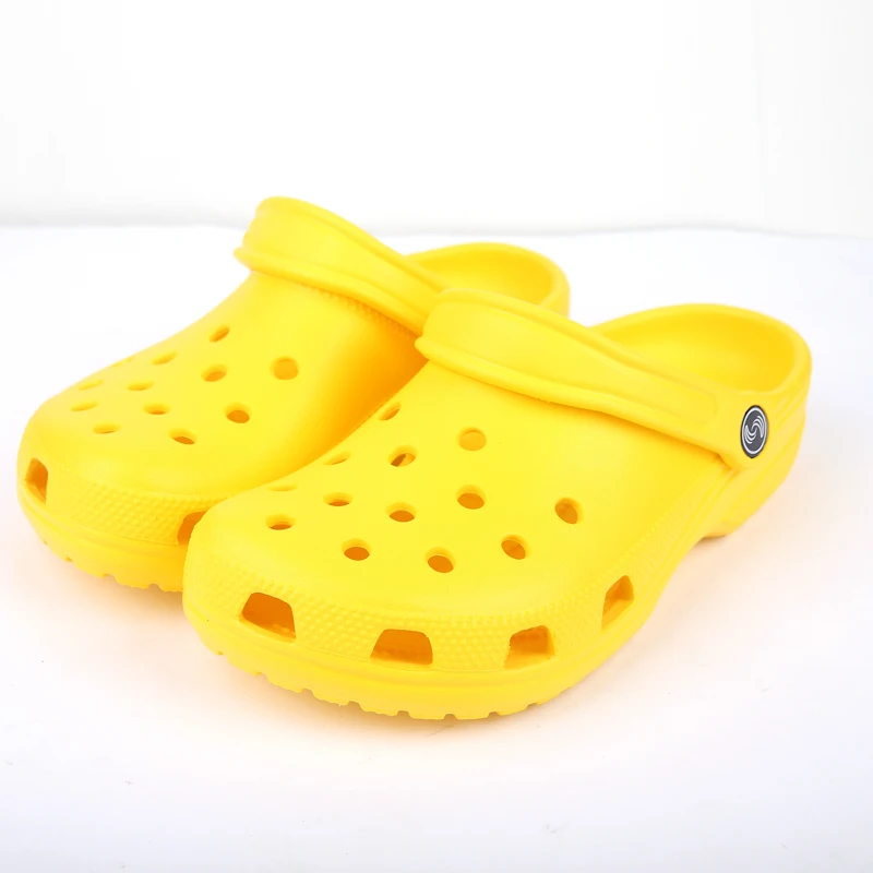 2023 New Design Clogs Shoes Unisex Garden Clogs & Mules EVA Summer Garden Shoes Adult Breathable Eva Clogs Sandals