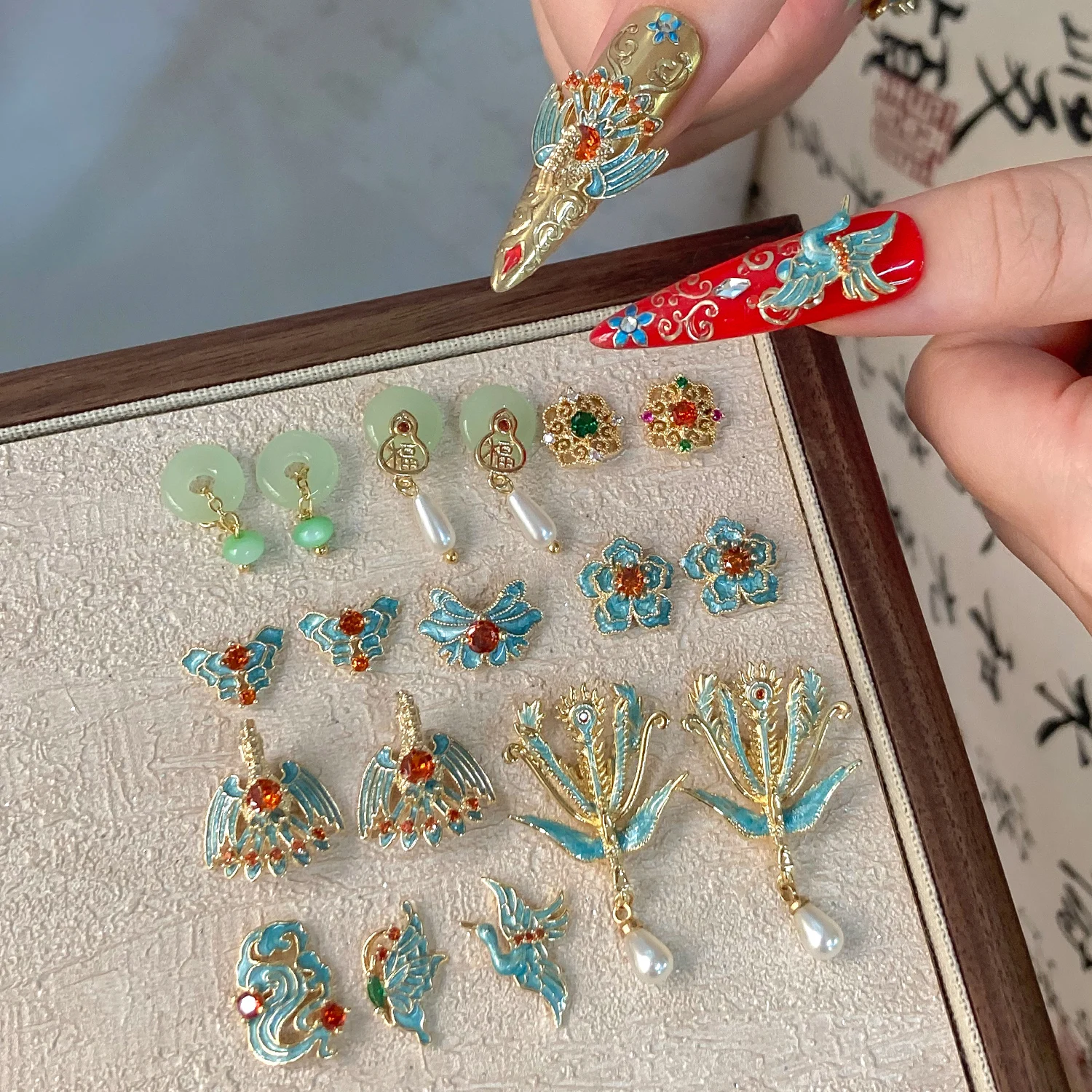 Luxury nail charms Chinese love Wedding nail jewelry  zircon jewelry 3d nail art for girls