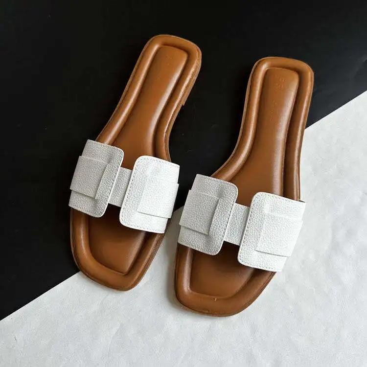 Good Sale 2024 Square Head Single Strap Soft Indoor Outdoor Slippers Ladies Slippers Women Shoes Flat Sandals Flip Flops