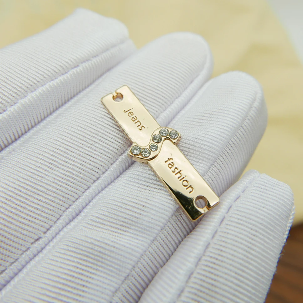 Etiqueta De Metal Para Ropa Personalized Custom Logo Metal Tag Metallic Label for Clothing