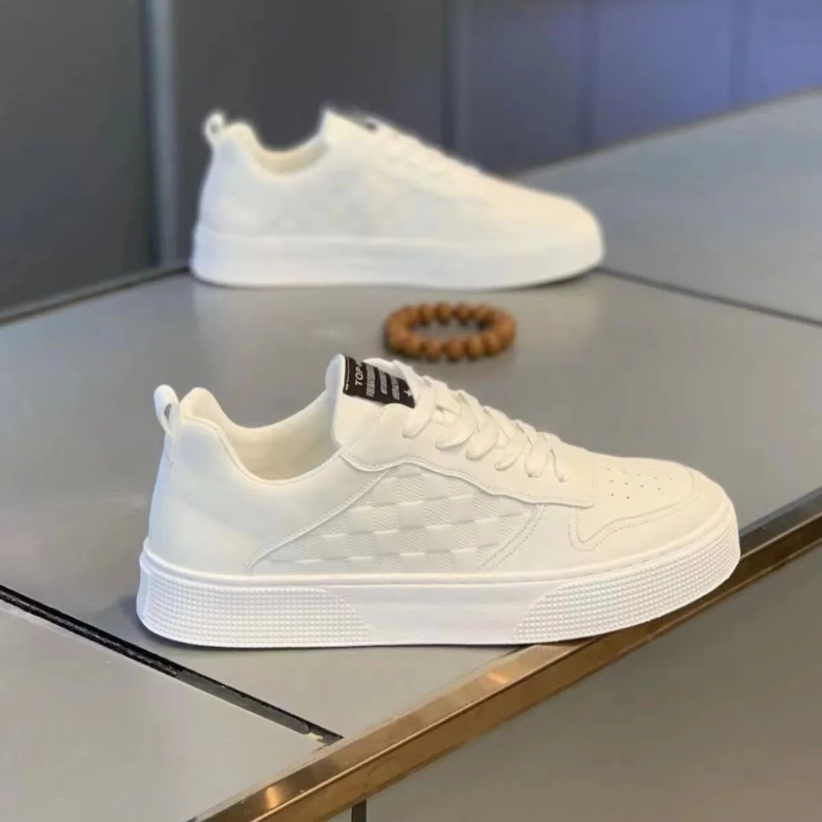 Spring Fitness zapatos de hombr Designer PU Running Football Men Sport Basketball Casual Shoes Walking Style Sneakers For Mens