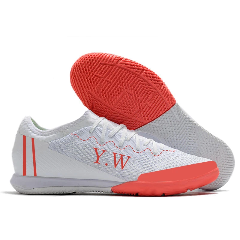 Hot Sale Original Customized Fashion Futsal Soccer Mens Playing Football Low Top Football Boots Soccer Shoes