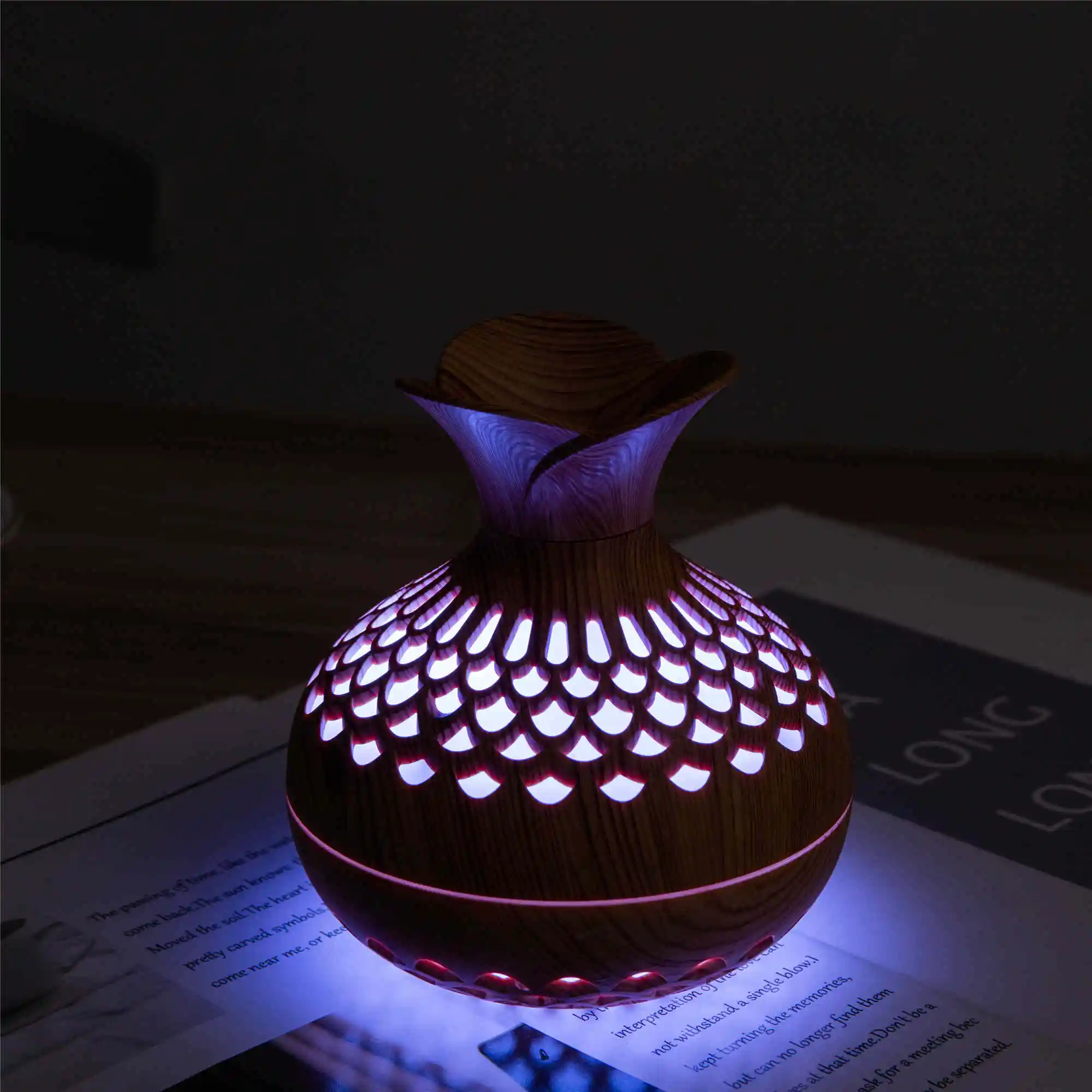 Factory Wholesale Cheap USB Mini Humidifier Home Hollow Flower Wood Grain Ultrasonic Air Humidifier With Colorful Lights