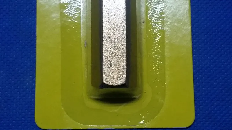 No.63011 Octagonal Steel Flat Cold Chisel with Blister Card 1 Inch