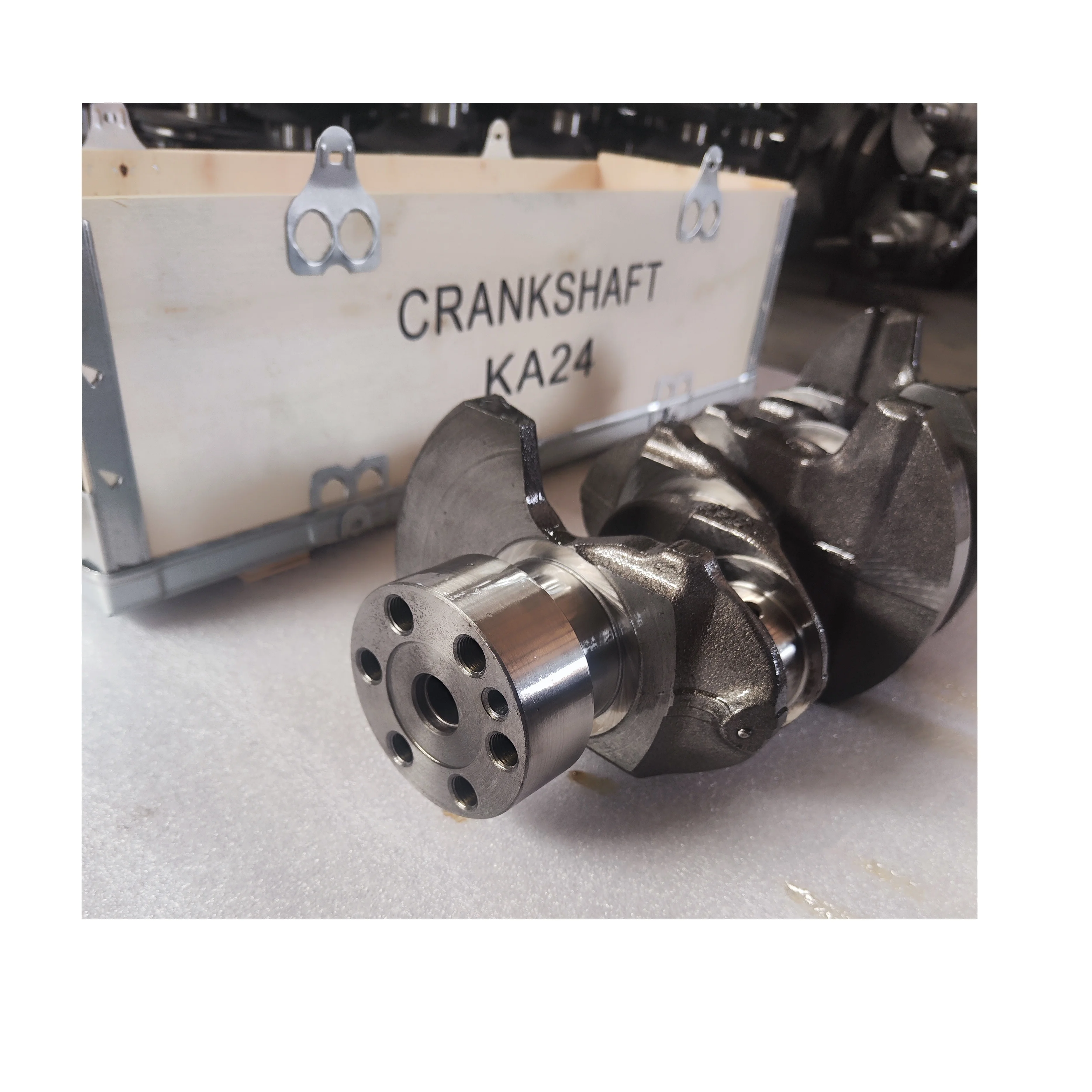 KA24-DE KA24DE  KA24 engine  Crankshaft  OEM  12200-F4000  crankshafts iron cast alloy   for Nissan 2.4 Altima