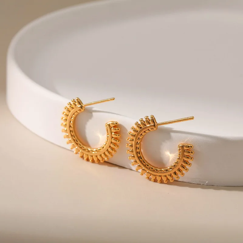 CLARMER Wholesale INS Retro Toothed Wheel Stud Earrings Fashion 18K Real Gold Plated Brass C-shaped Earring for Women