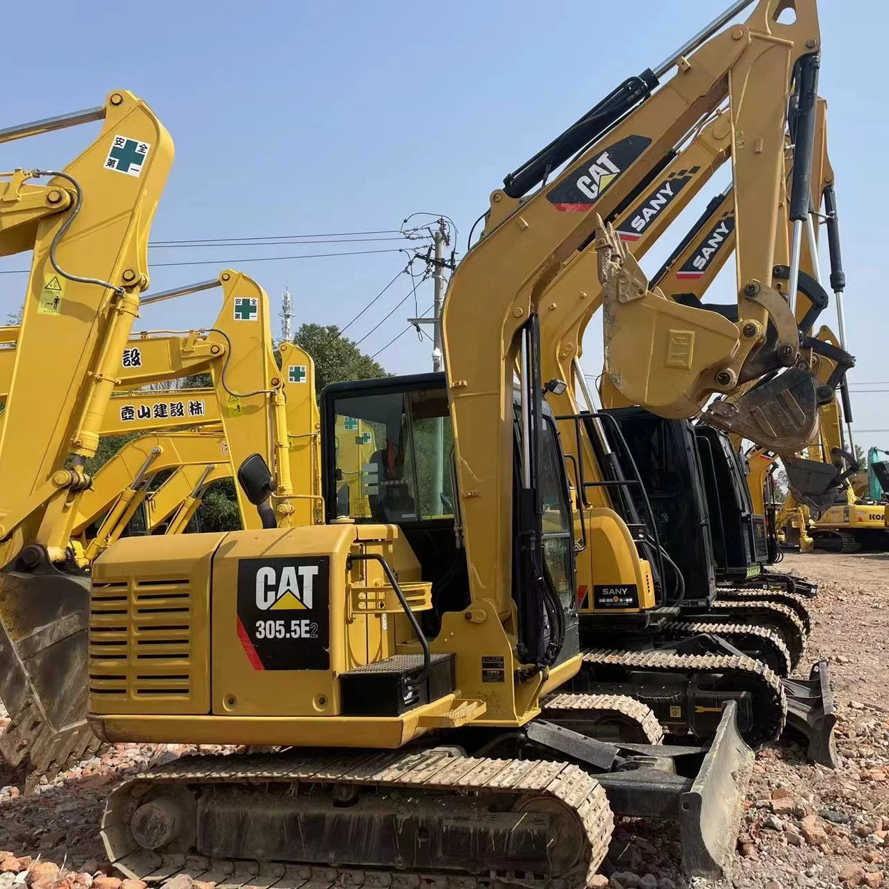 Hot sale used mini small excavators CAT 305.5E with high working efficiency and low price for individual usage