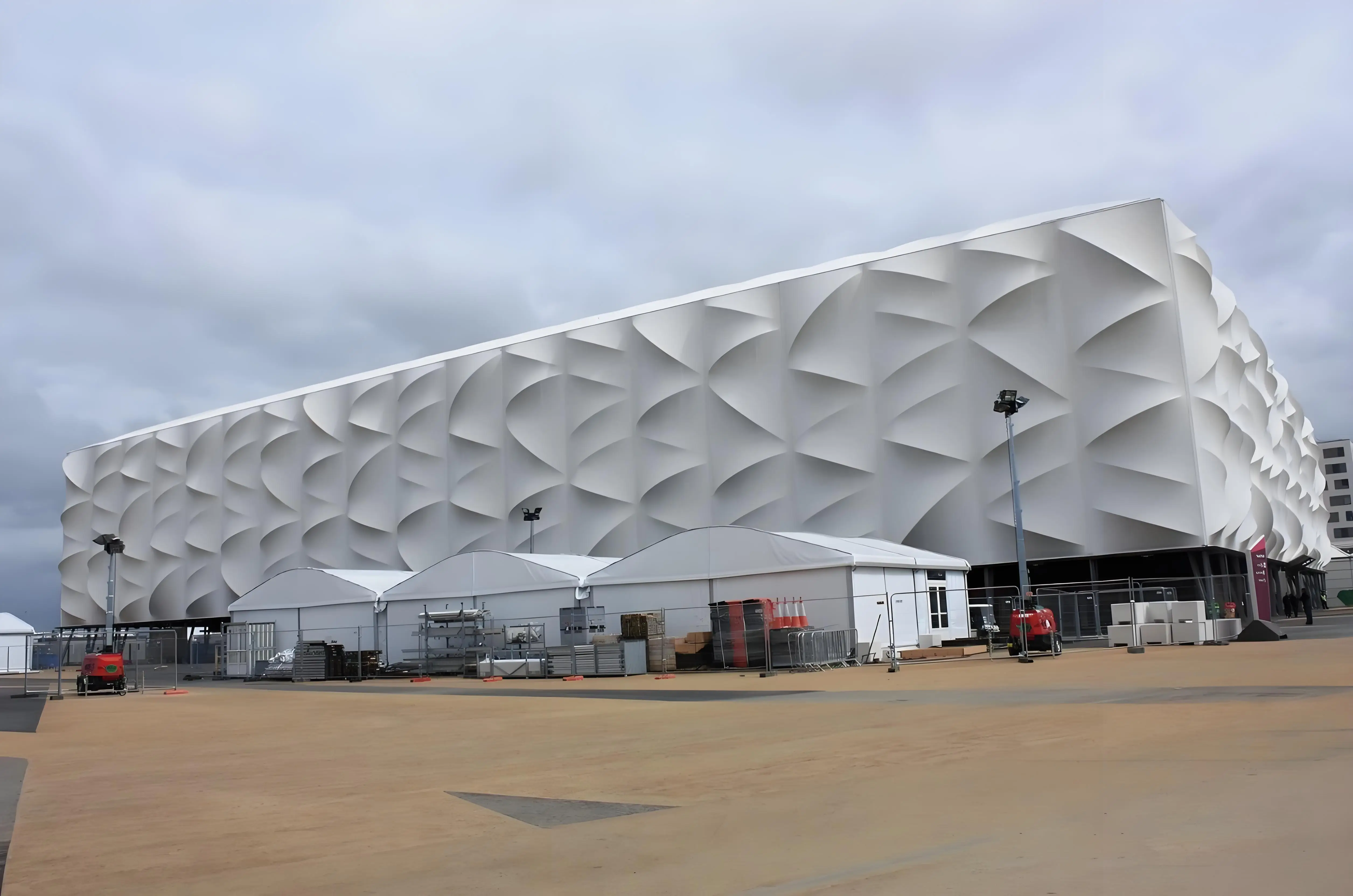 OEM 750gsm gymnasium stadium stretch film structure fabric white vinyl chloride tarp