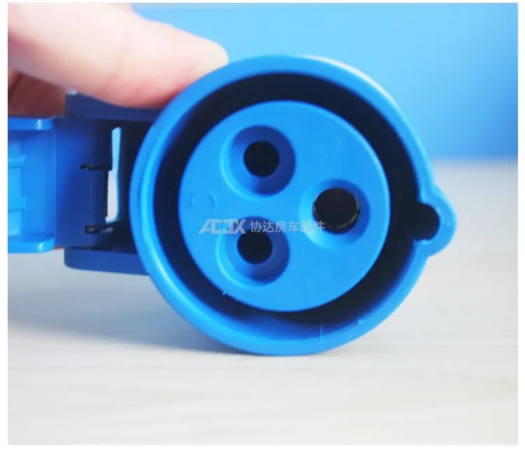 32A Rated Current Power Socket Plug External Power Box electric plug socket box factory Price