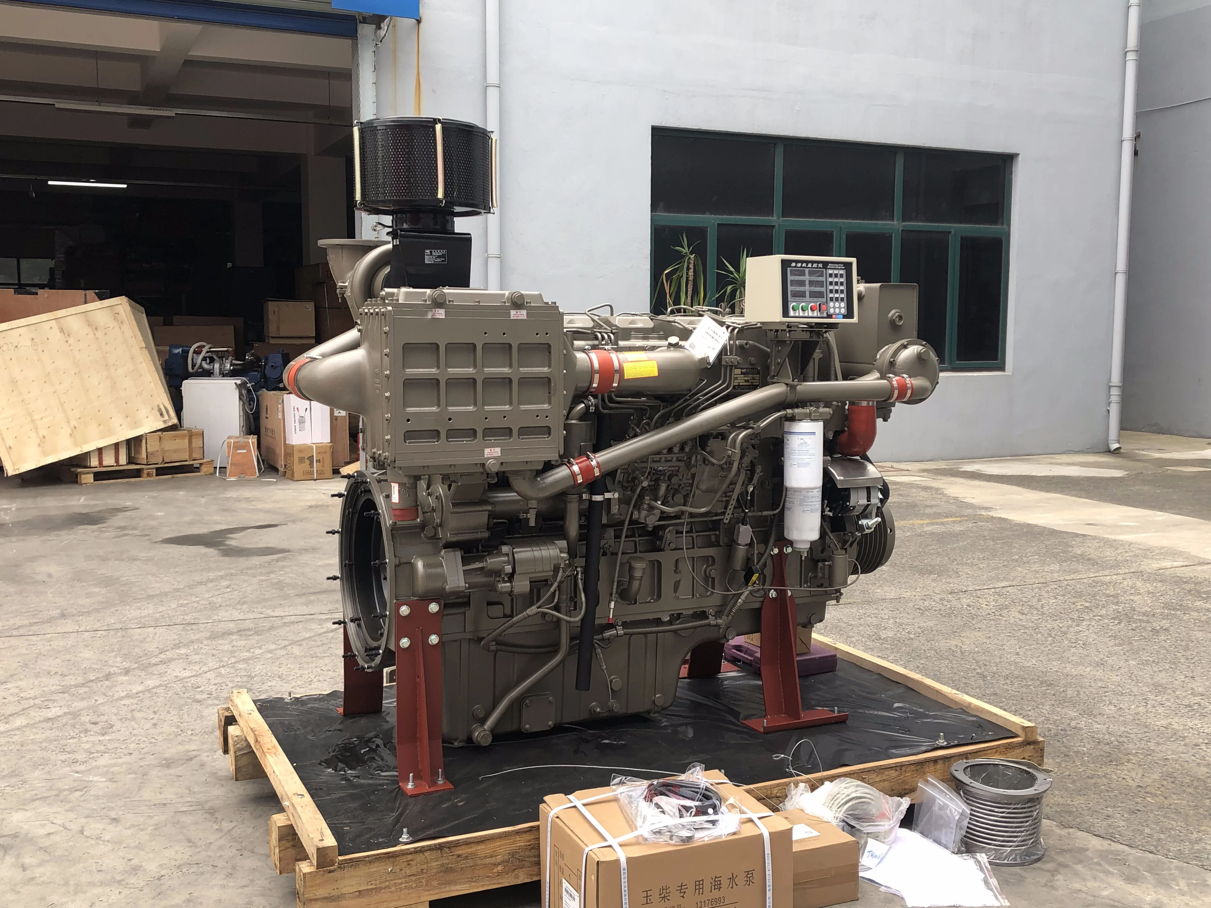 Yuchai YC6T series YC6T540C 4 stroke water cooled inboard marine diesel engine