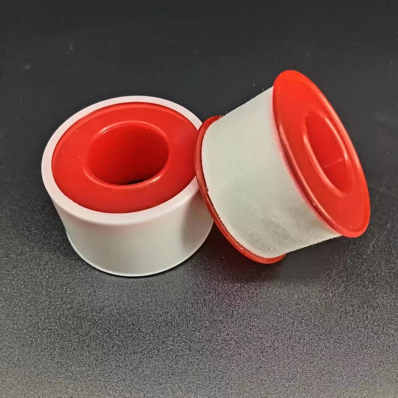 5CM*5M 10CM*5M Surgical Use Zinc Oxide Adhesive Plaster with Plastic Can with CE & ISO Certificate Supported