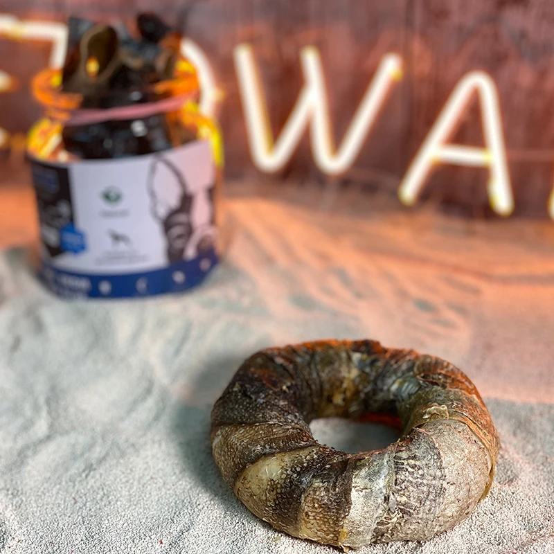 Wholesale Pet Supplies Dry Dog Food Fish Rawhide Donuts Dog Treats Natural