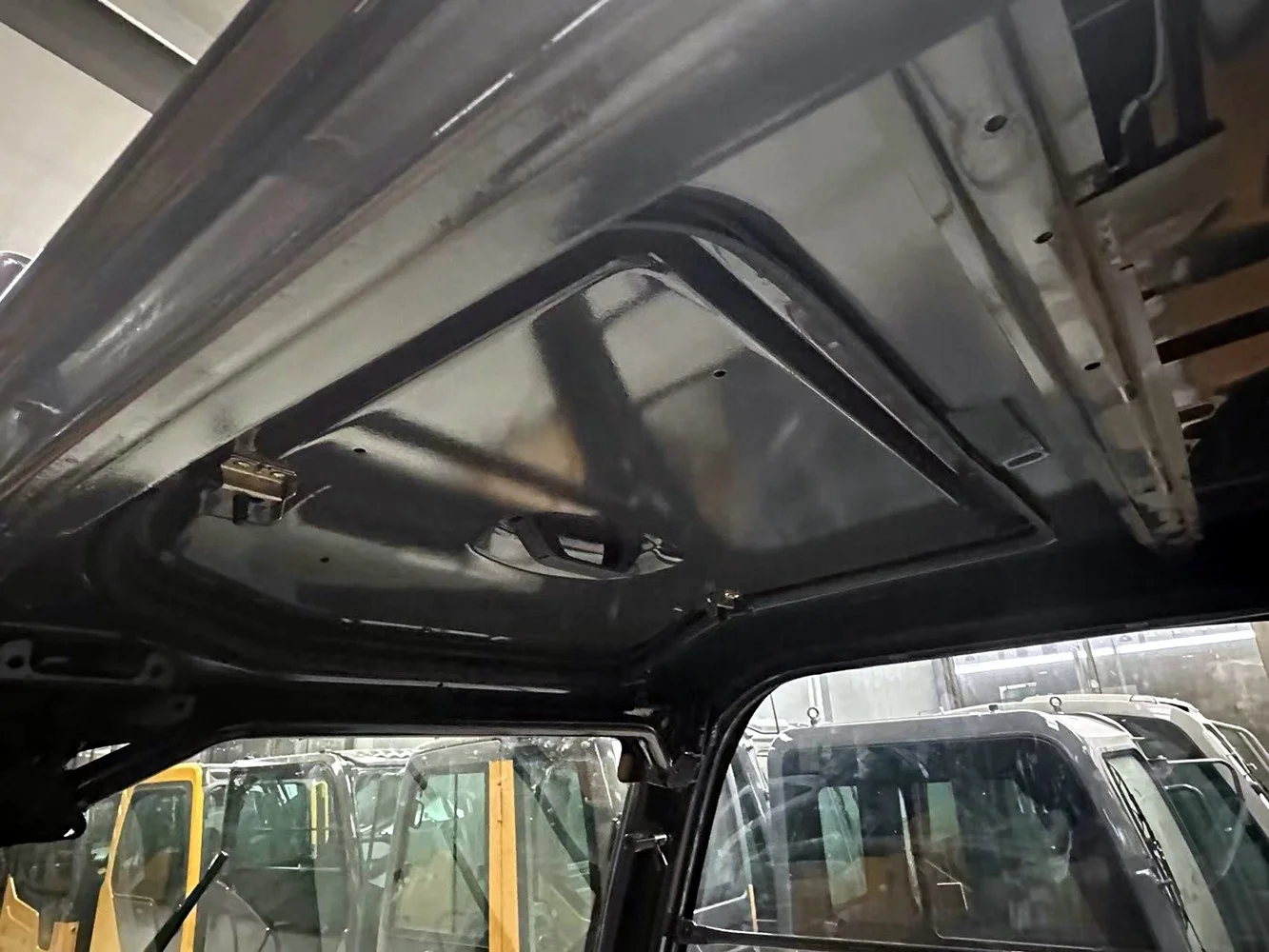 Excavator cab ZAX200-5g ZAX210-5A ZAX360-5G excavator cabin assembly for hitachi