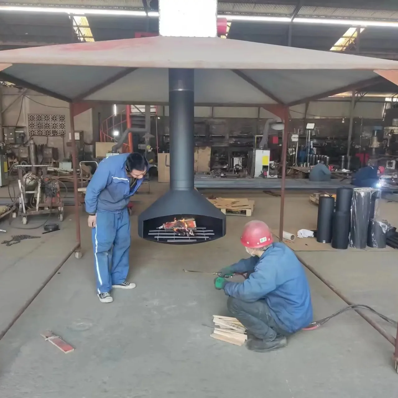 Indoor Home Improvement High-grade Matte Black Rotating Carbon Steel Hanging Wood-Burning Suspended Fireplace