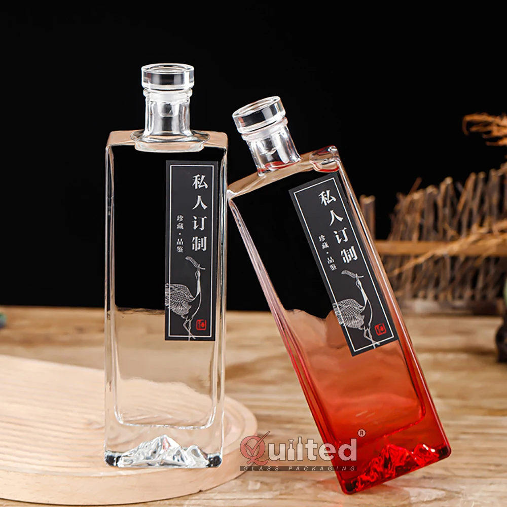 China Factory Customized 500ml clear square empty glass wine bottle Liquor Spirits Bottles For Vodka Whiskey alcohol drinking