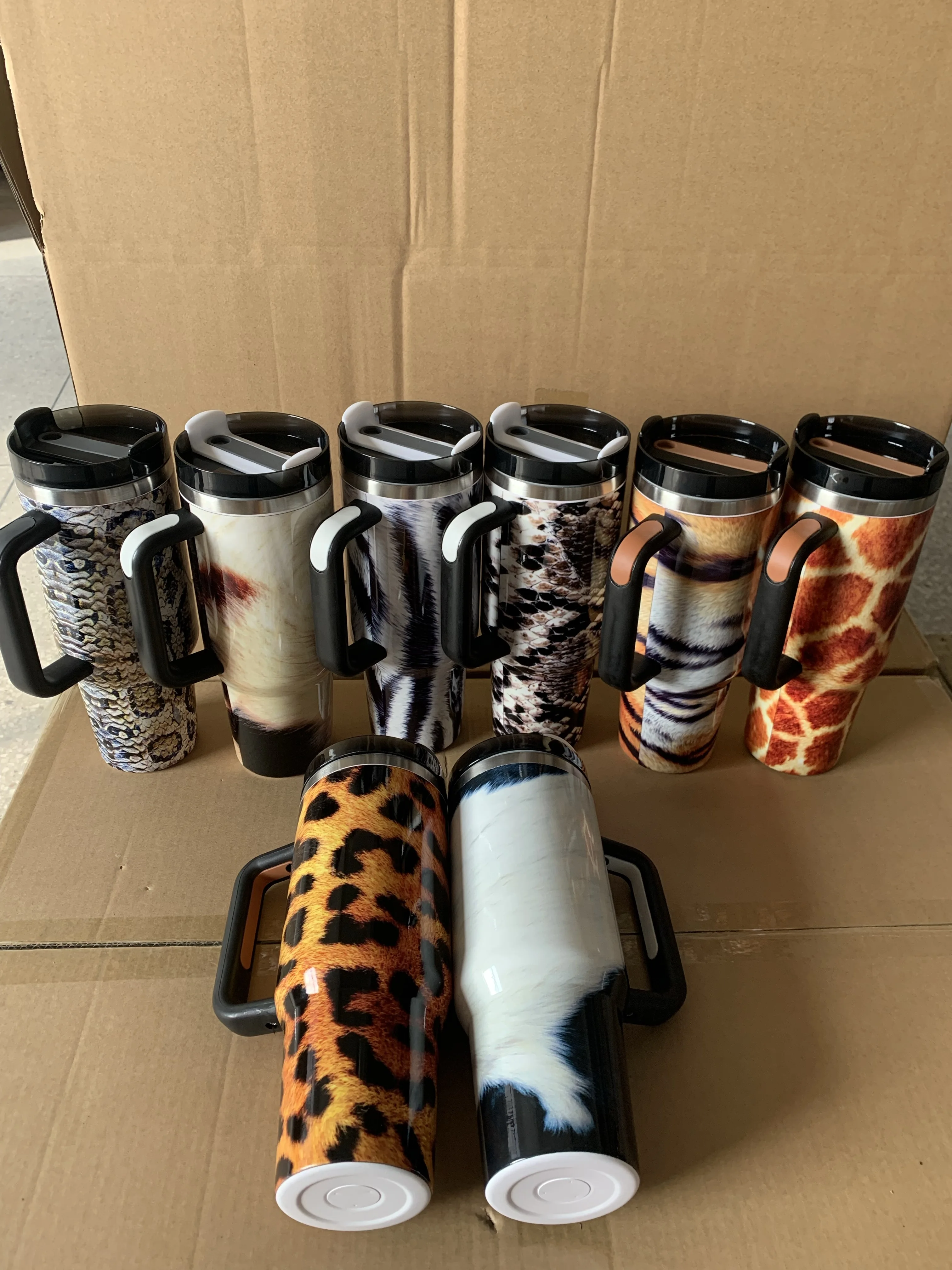 2024 H2.0 Plus popular 40oz wild animal Double Wall Vacuum 304 Stainless Steel Adventure All Over Printing Cow Cup With Straw