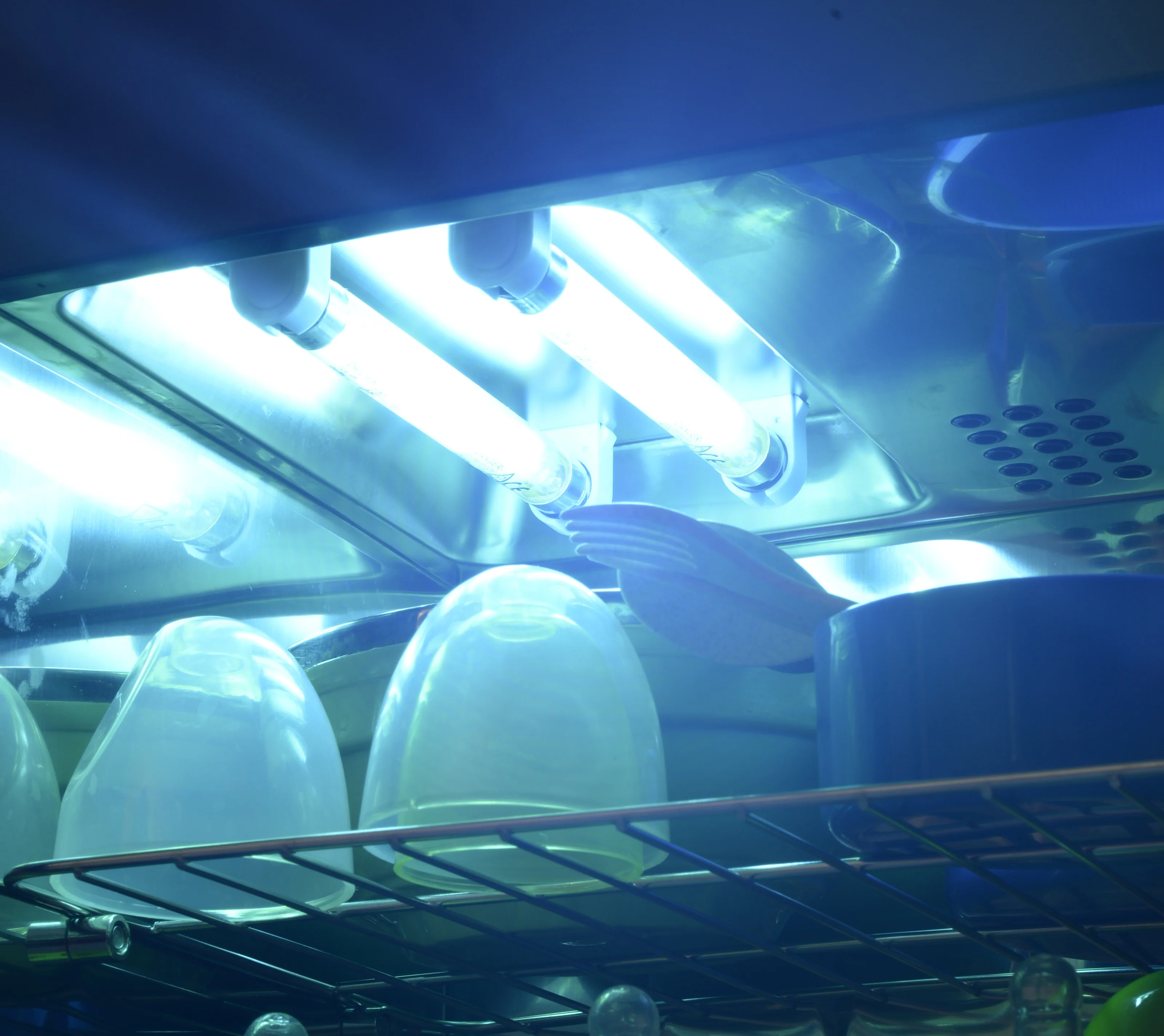 2 in 1 baby bottle UV sterilizer with dryer Safe and intelligent Touch Control kitchen disinfection cabinet