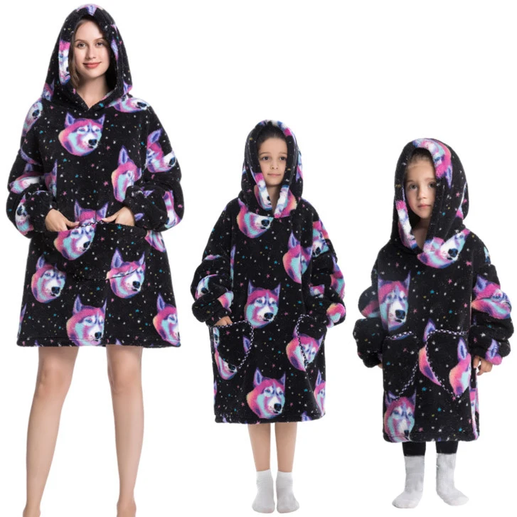 New Arrival Custom Blanket Hoodie Warm Luxury Sweatshirt Hooded Blanket Sherpa Beauty Printed Pullover Hoodie Blanket