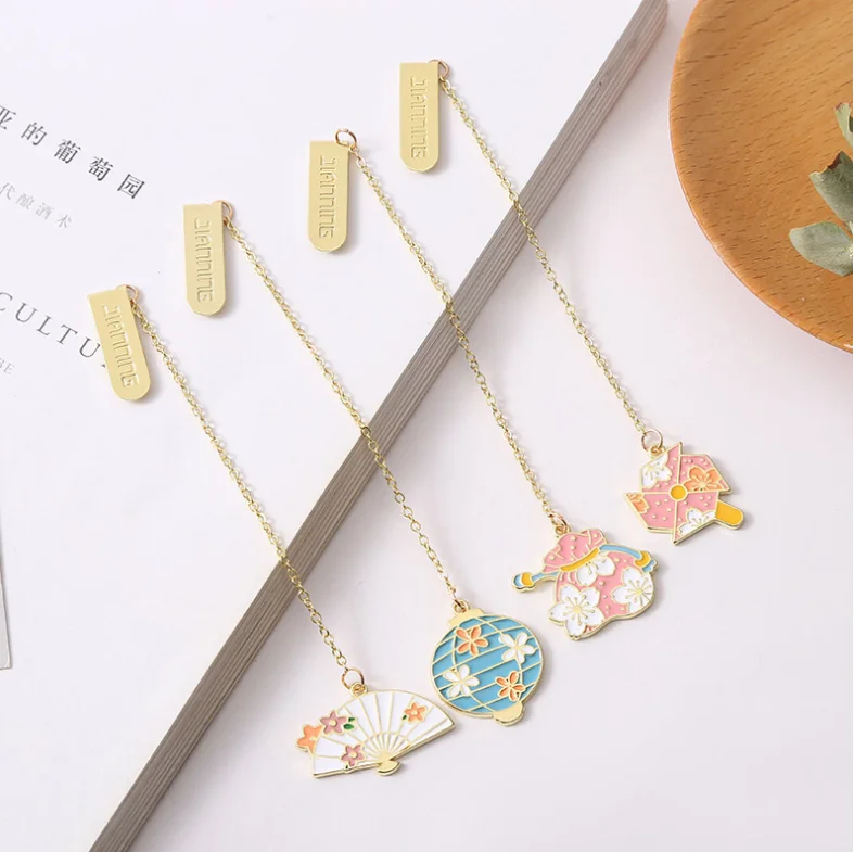gold metal Bookmark with long chain Tassel Pendant, cute korean stationery fashionable flower Cherry blossoms charm bookmark