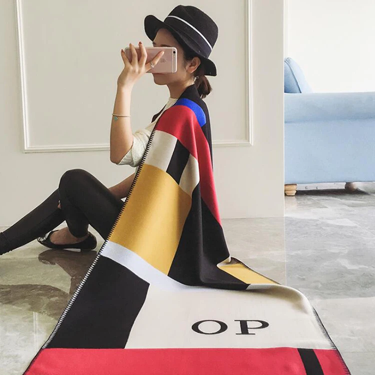 Factory Direct Sales High Quality Designer Scarf Famous Designer Muffler Shawl For Women Men Fashion Scarves