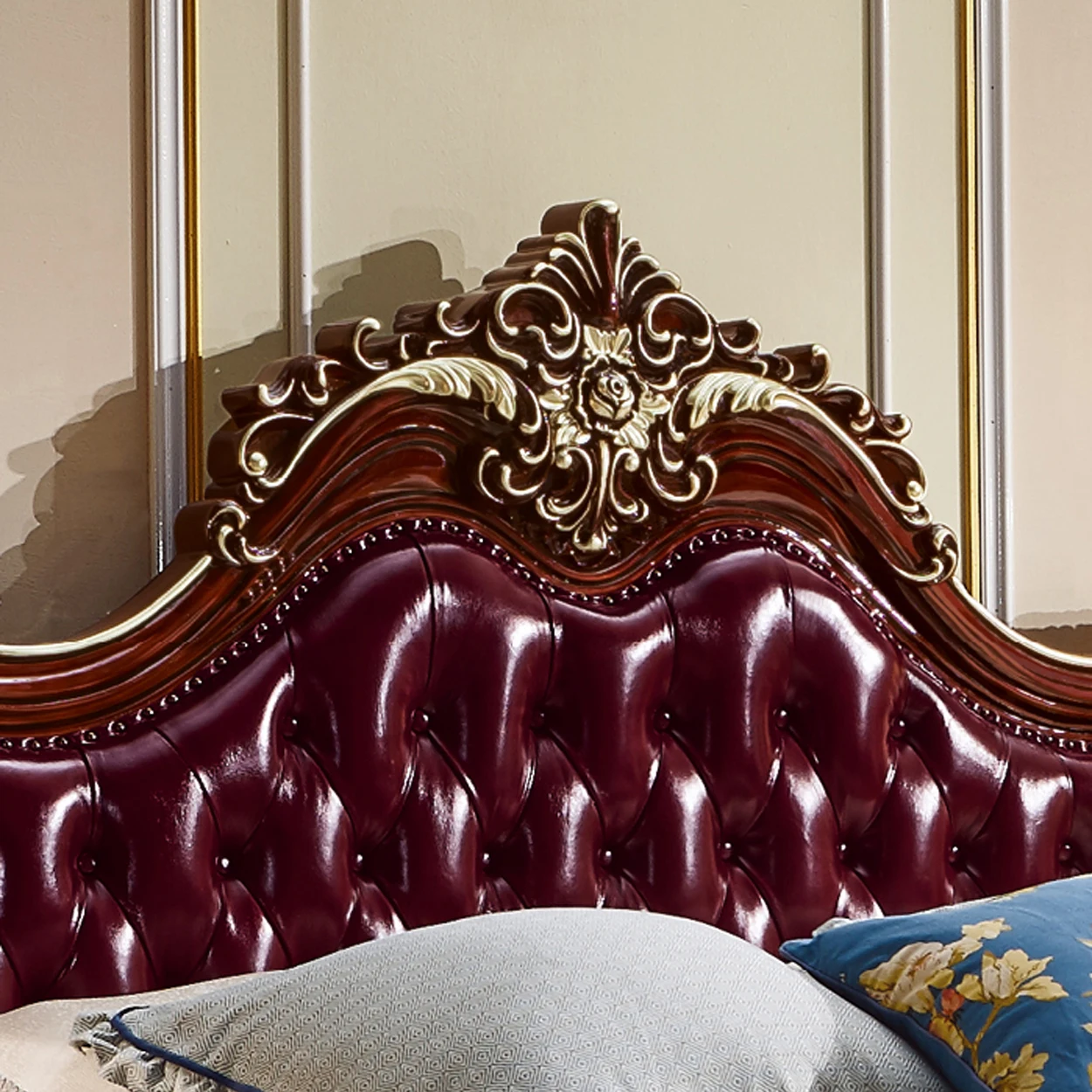 Royal Italy Luxury Classical Golden Color King Size Bed Antique Elegant Bedroom Room Furnitureking Size Bed