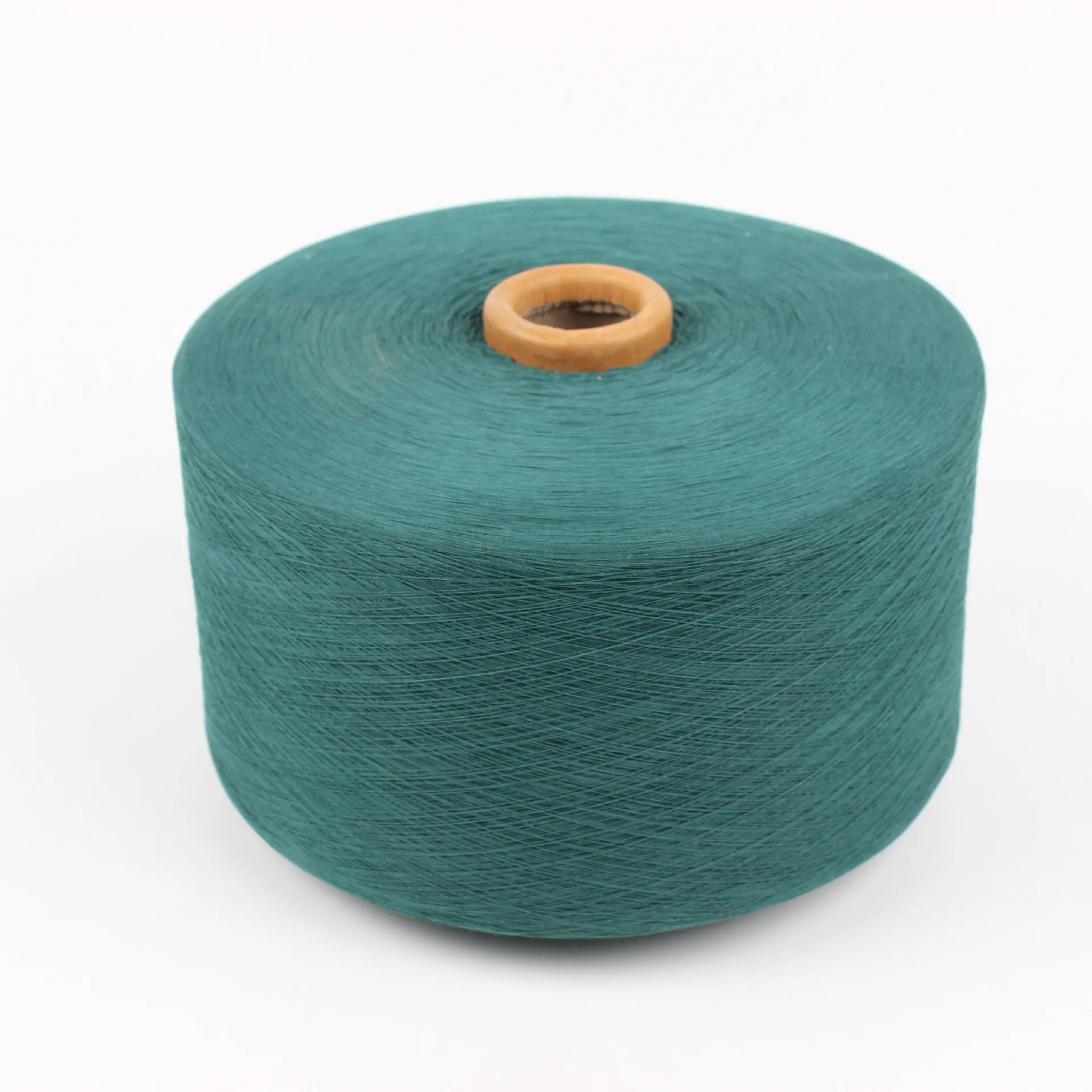 Recycled Polyester Yarn Ne22s/1 Recycled Open End Dyed Cotton Polyester Blended Sock Yarn