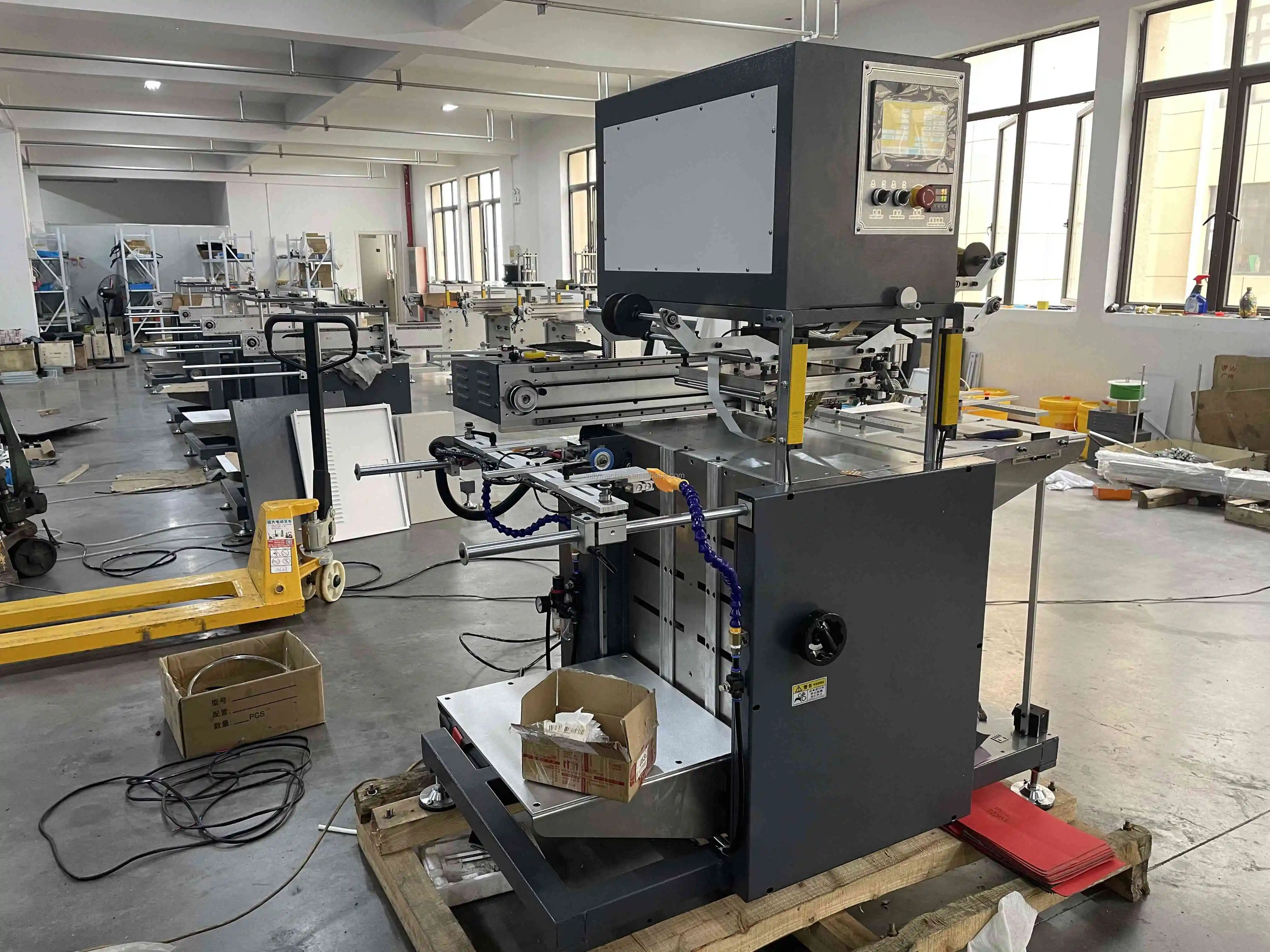 Automatic Hot Foil Stamping Machine For Paper Cardboard