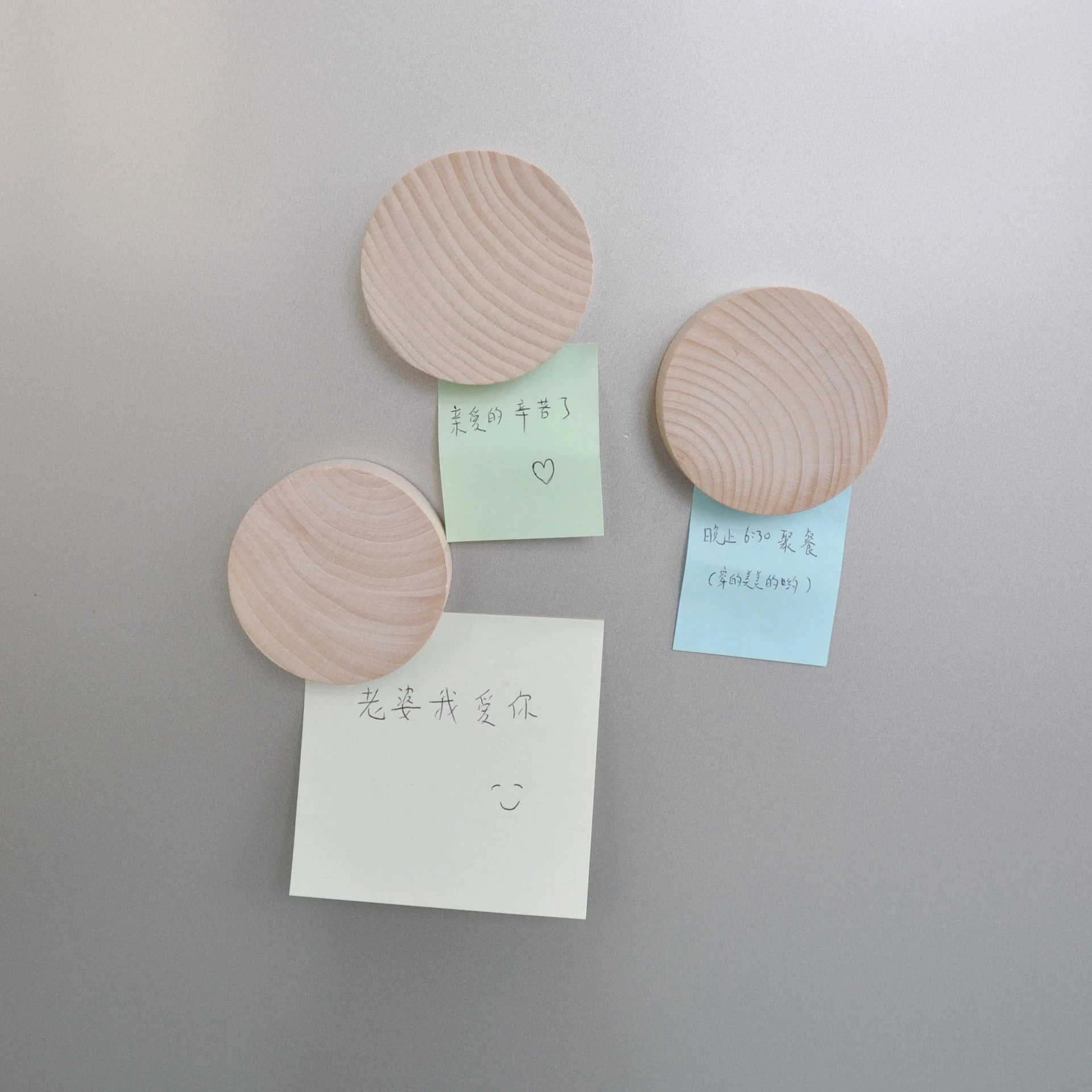 Factory Direct Round Magnet Bottle Opener Baptism Favor First Communion Souvenirs Wooden Fridge Christening Keepsake For Sale