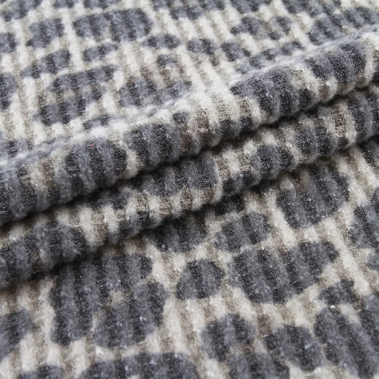 10 years experience supplier wholesale soft touch leopard print hacci brushed rib knit fabric