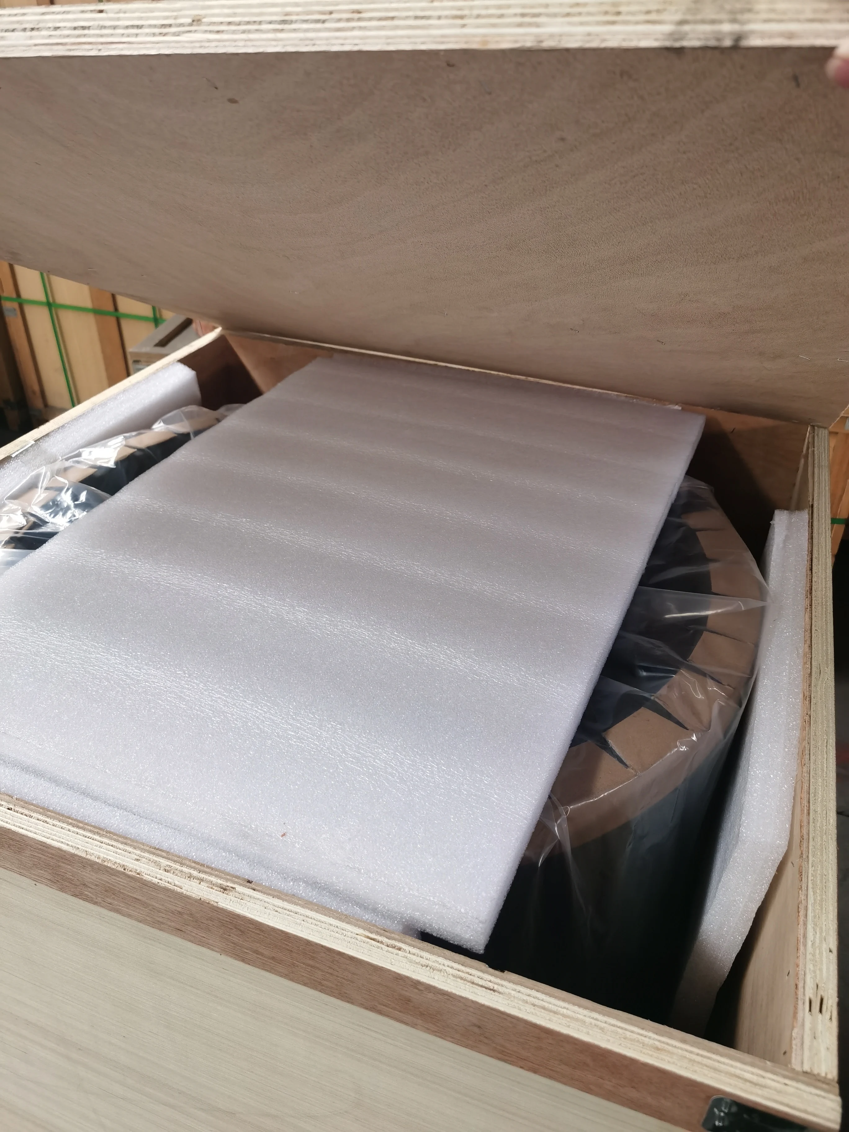 Graphite Inductor Crucible Electric Melting Furnace Graphite Crucible