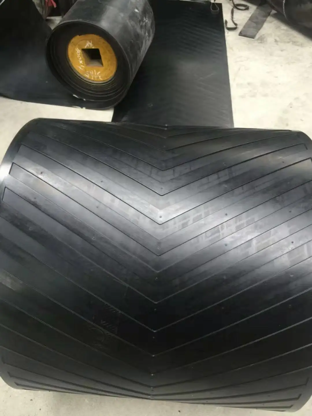 Ultra Wide 200~6600mm Endless Splicing Rubber Conveyor Belt