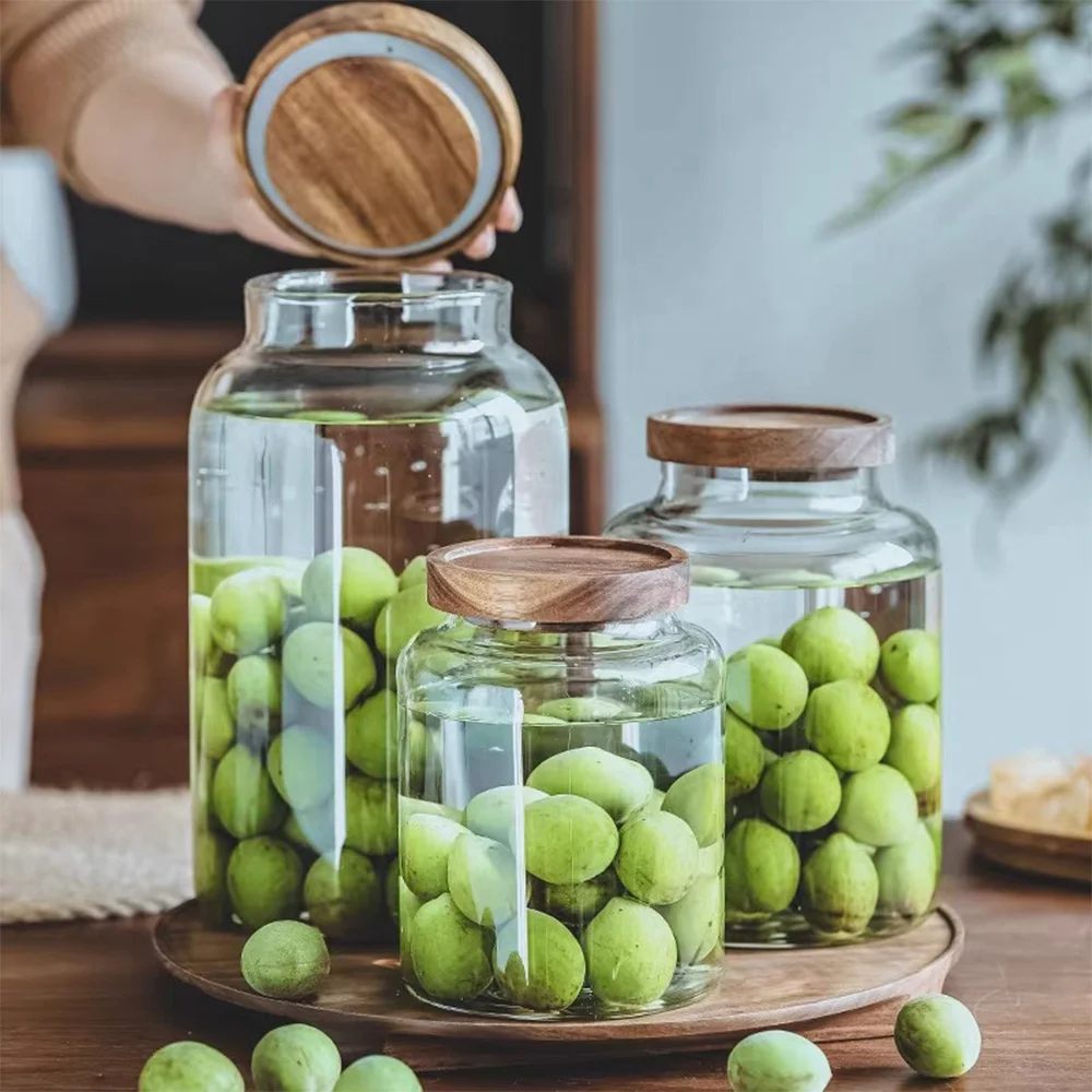 Wholesale 1.6L 2L 3L Food Containers Airtight Large Glass Storage Jar with Acacia Wooden Lid