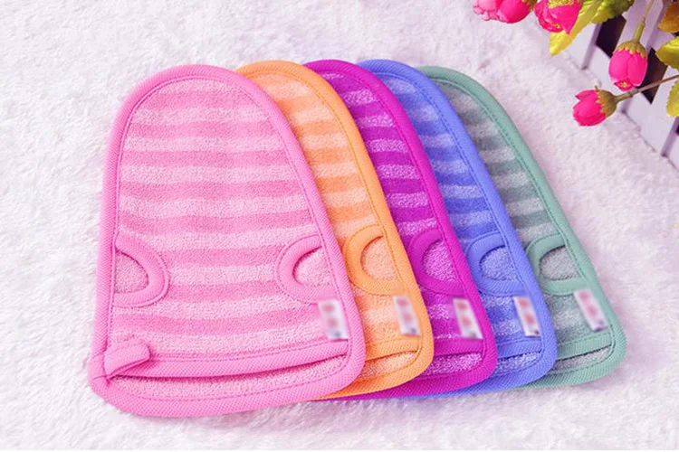 Wholesale Bamboo exfoliating mitt towel for body antibacterial scrub glove bath brush sponges