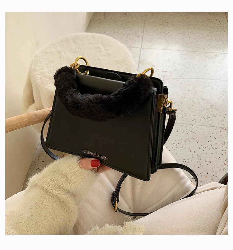 
Winter and Autumn New Fashion Korean Wool Pink Crossbody Faux Fur Purses and Bags Women Handbags Ladies 