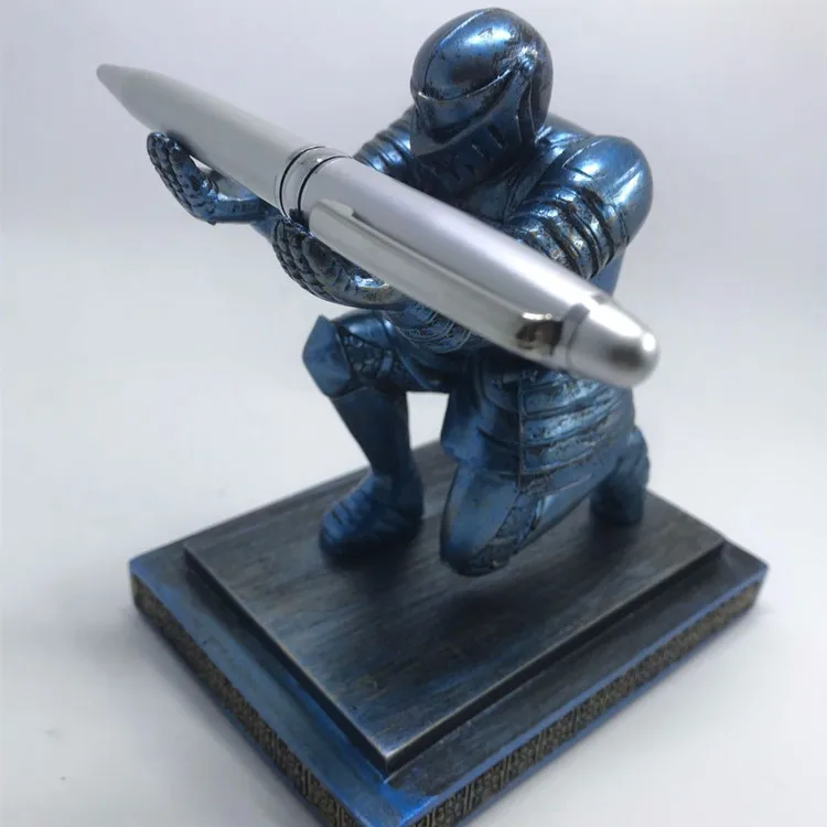 
Kids Pencil Holder Resin Soldier Organizer Pen Stand Office Supplies Desk Accessories Creative Executive Knight Pen Holders 