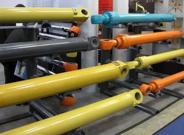 Excavadoras Arm Boom Bucket Assy  Cylinder Piezas de Excavadora Cilindros