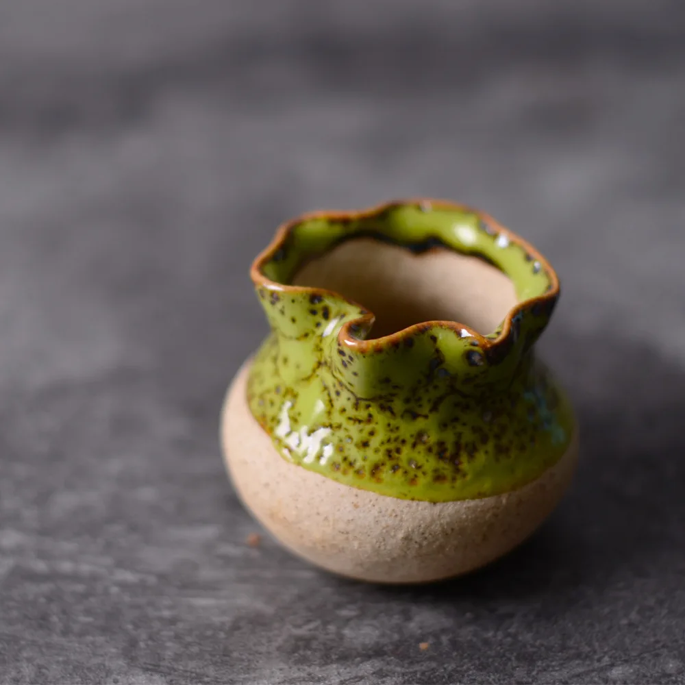 Handmade Cloth Bag Flower Pot Simple Ceramic Flower Arrangement Porcelain Vase Craft Decoration