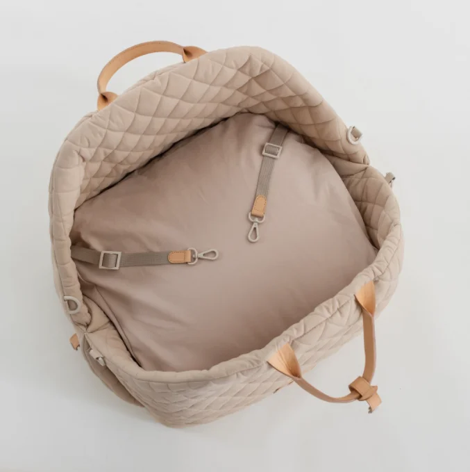 High Quality Luxury Diamond stripe Customized Pet Dog Travel Carrier Bag Fashion Dog Seat Booster Customization Acceptable