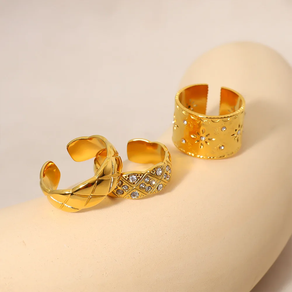 316L Vintage carved ring hollow diamond lattice pattern waterproof finger ring for female